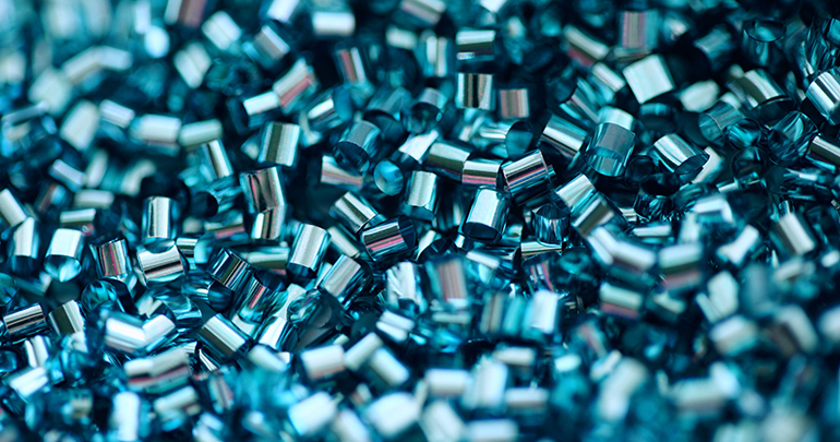 El precio de las materias primas plásticas se dispara por encima del 30% como consecuencia de la guerra en Irán