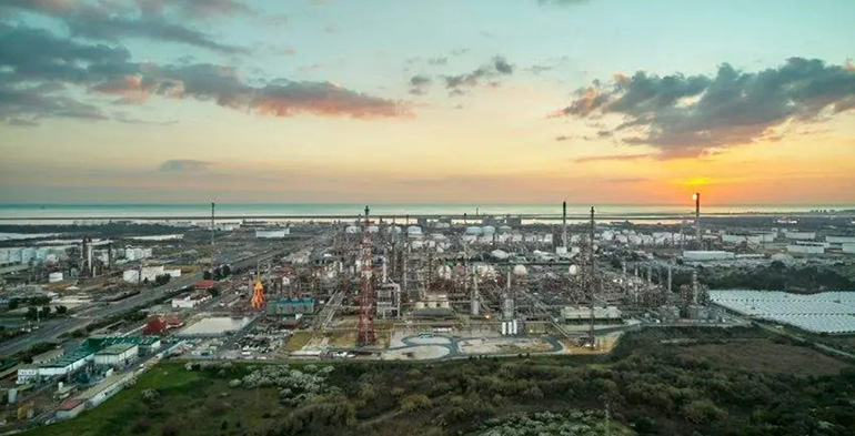 Huelva recibe financiación para construir la primera fábrica de bases para geles hidroalcohólicos