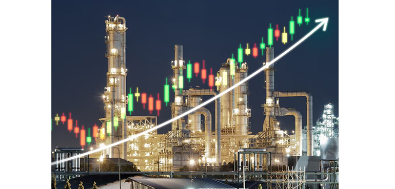 La variabilidad del petróleo impacta en costes, contratos y la disponibilidad operativa en el transporte terrestre y aéreo