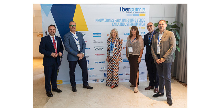 Gran acogida de Iberquimia Huelva en un evento clave para el sector químico español