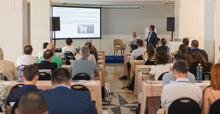 Gran acogida de Iberquimia Huelva en un evento clave para el sector químico español