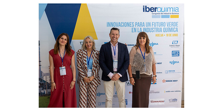 Gran acogida de Iberquimia Huelva en un evento clave para el sector químico español