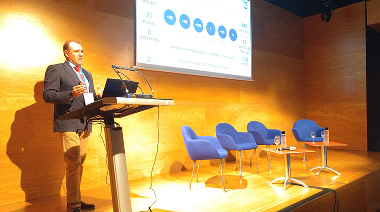 Francisco Alférez en Iberquimia Bilbao: “ISA mantiene una apuesta firme y decidida por la automatización del sector químico”