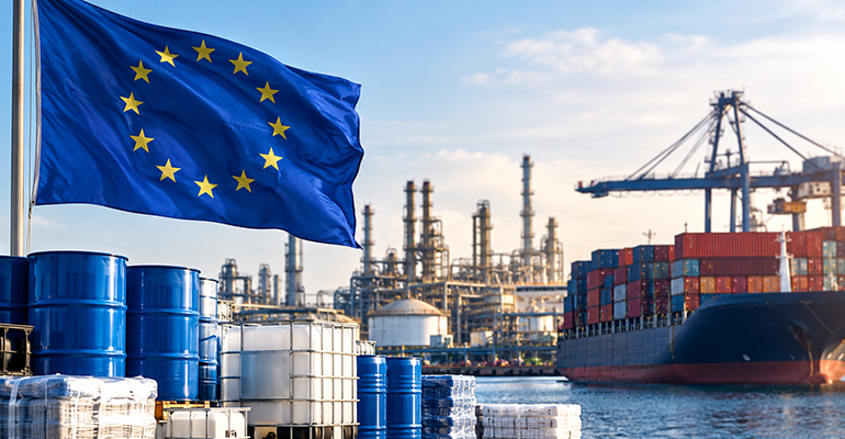 La UE prepara nuevas restricciones a las importaciones chinas para proteger a la industria química europea