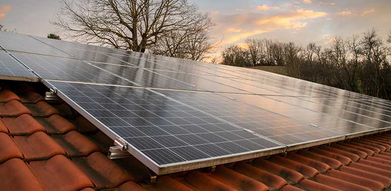 UNEF celebra su Jornada de fotovoltaica y sostenibilidad: lecciones aprendidas de los 33 GW de operación en España