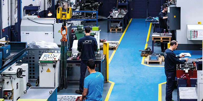 Fábrica conectada 360: integración total de procesos industriales en la empresa JOM Metal Parts con Abas ERP