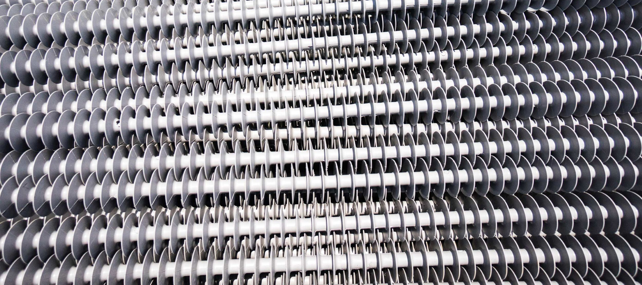 Cómo los materiales compuestos están modernizando el sector eléctrico