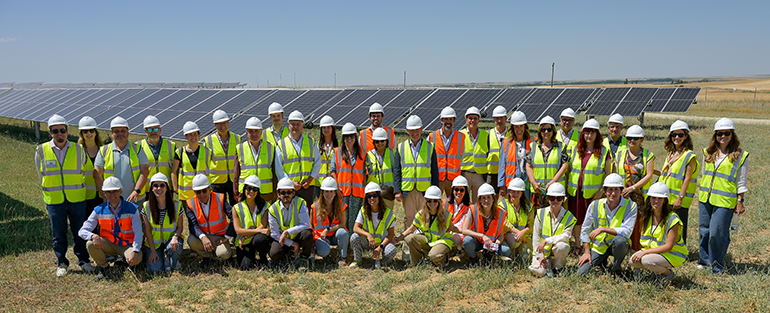 matrix-renewables-pone-en-marcha-adelfa-solar-culmina-un-cluster-fotovoltaico-250-mw-en-palencia