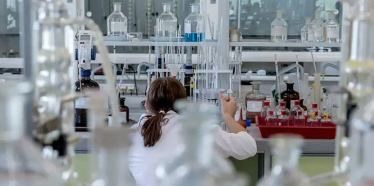 La Universidad de Birminghgam desarrolla un nuevo método de baja temperatura para generar hidrógeno