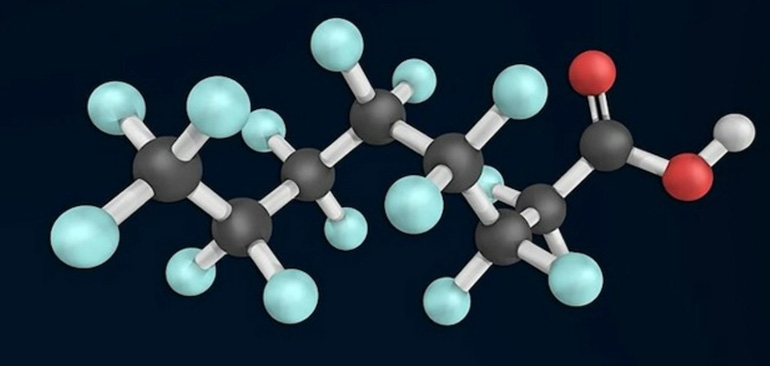 Investigadores de la Universidad de Nebraska exploran una solución bacteriana potencial contra los químicos permanentes