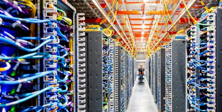 Nvidia y Schneider Electric colaboran para optimizar centros de datos de IA en América Latina