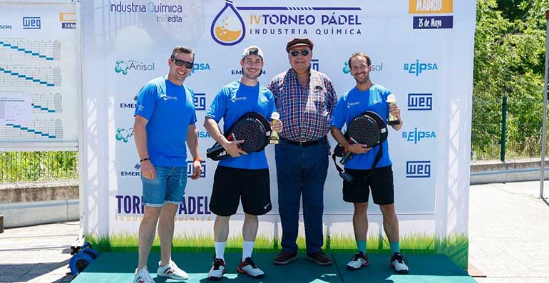 El IV Torneo de Pádel de la Industria Química cosecha un éxito total
