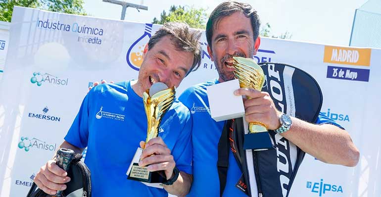 El IV Torneo de Pádel de la Industria Química cosecha un éxito total
