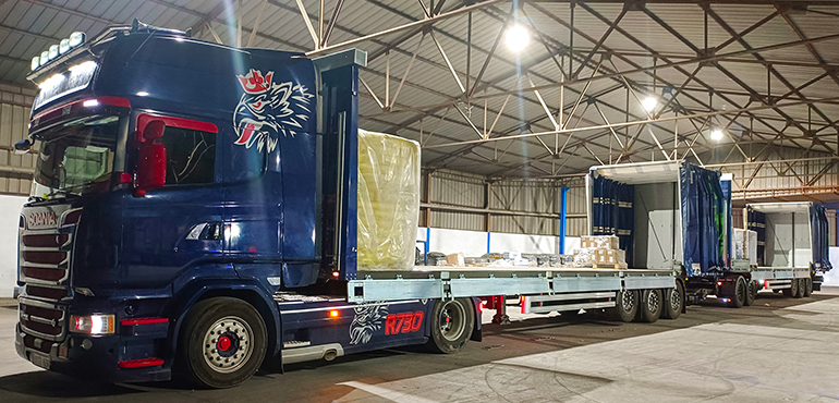 Palletways optimiza la conexión con el hub central gracias a su duotráiler de última generación
