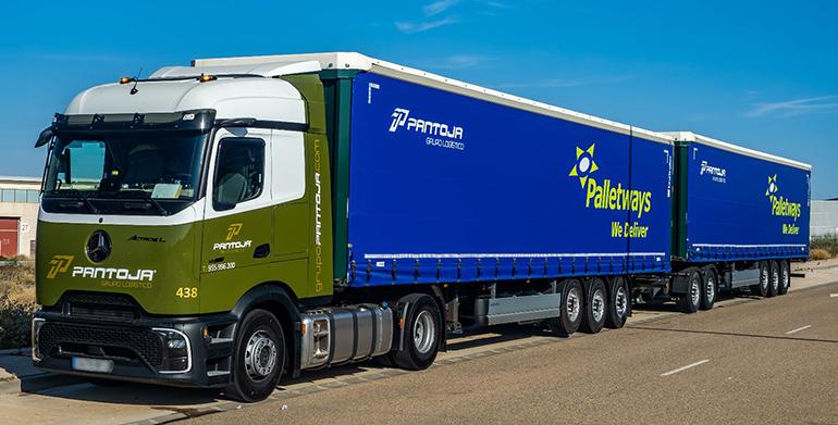 El primer duotrailer de PANTOJA Grupo Logístico se incorpora a la red de Palletways Iberia