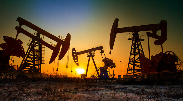 El precio del petróleo repunta pese al fuerte aumento de OPEP+, pero la importación cae en España 
