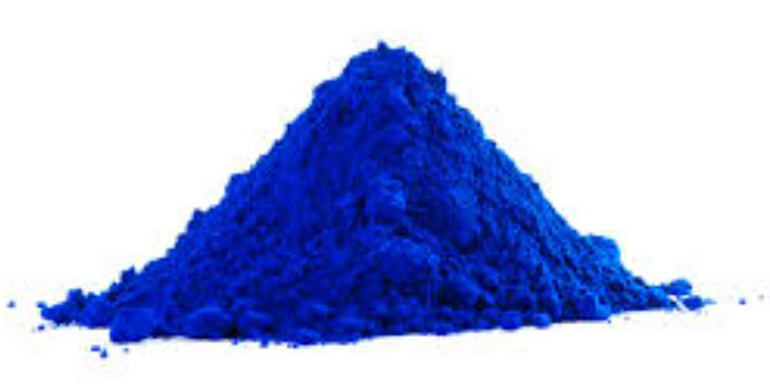 Pigmentos azules intensos que garantizan resistencia y pureza cromática