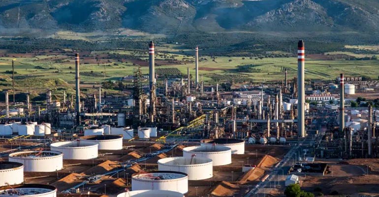 Repsol Puertollano ya opera para transformar hasta 200.000 toneladas de aceite usado en combustibles renovables