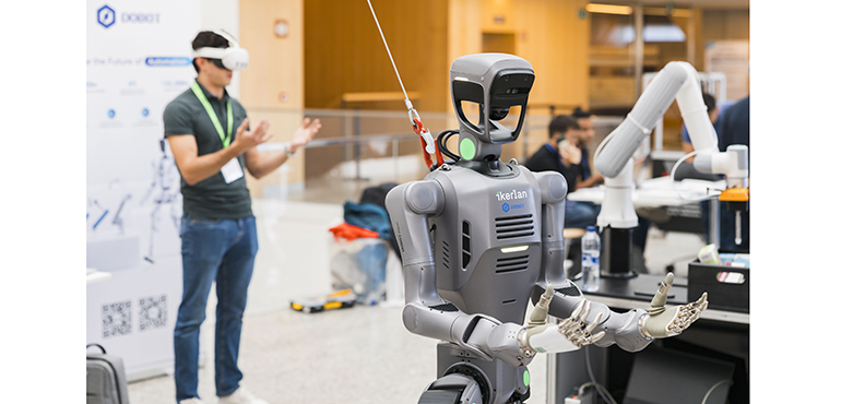 Cuántica Industrial y robots `humanoides´ para impulsar la industria química y pharma del mañana