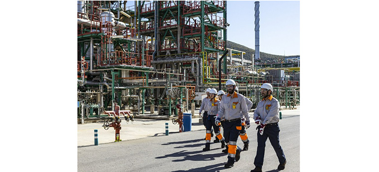 Repsol construirá su primera gran planta de hidrógeno renovable en Cartagena gracias a su alianza con Enagás Renovable