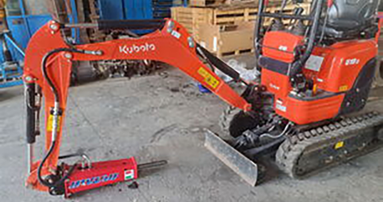 Rotair presenta un martillo hidráulico potente y compacto para miniexcavadoras modernas