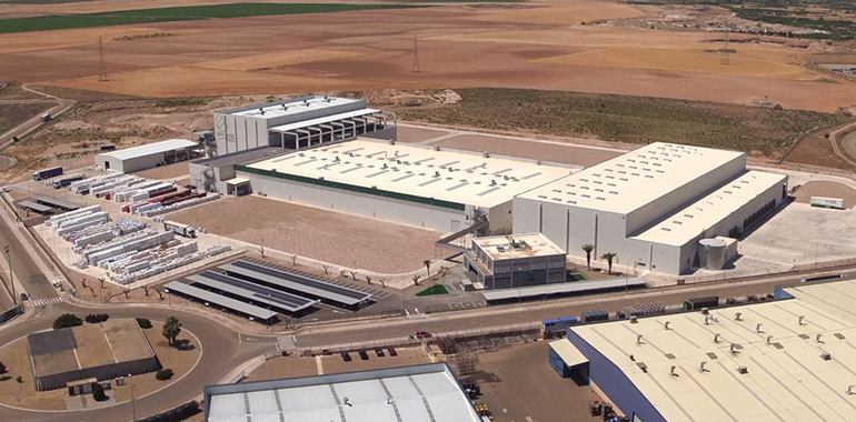 SPHERE invierte 6,3 millones de euros para modernizar sus plantas de Pedrola y Barcelona