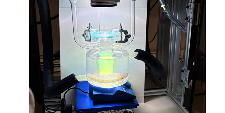 Investigadores suecos producen hidrógeno solar utilizando plásticos conductores sin necesidad de platino