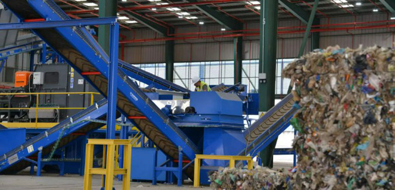 Veolia, al frente del reciclaje de plásticos en España tras adjudicarse 5 proyectos del Perte de Economía Circular